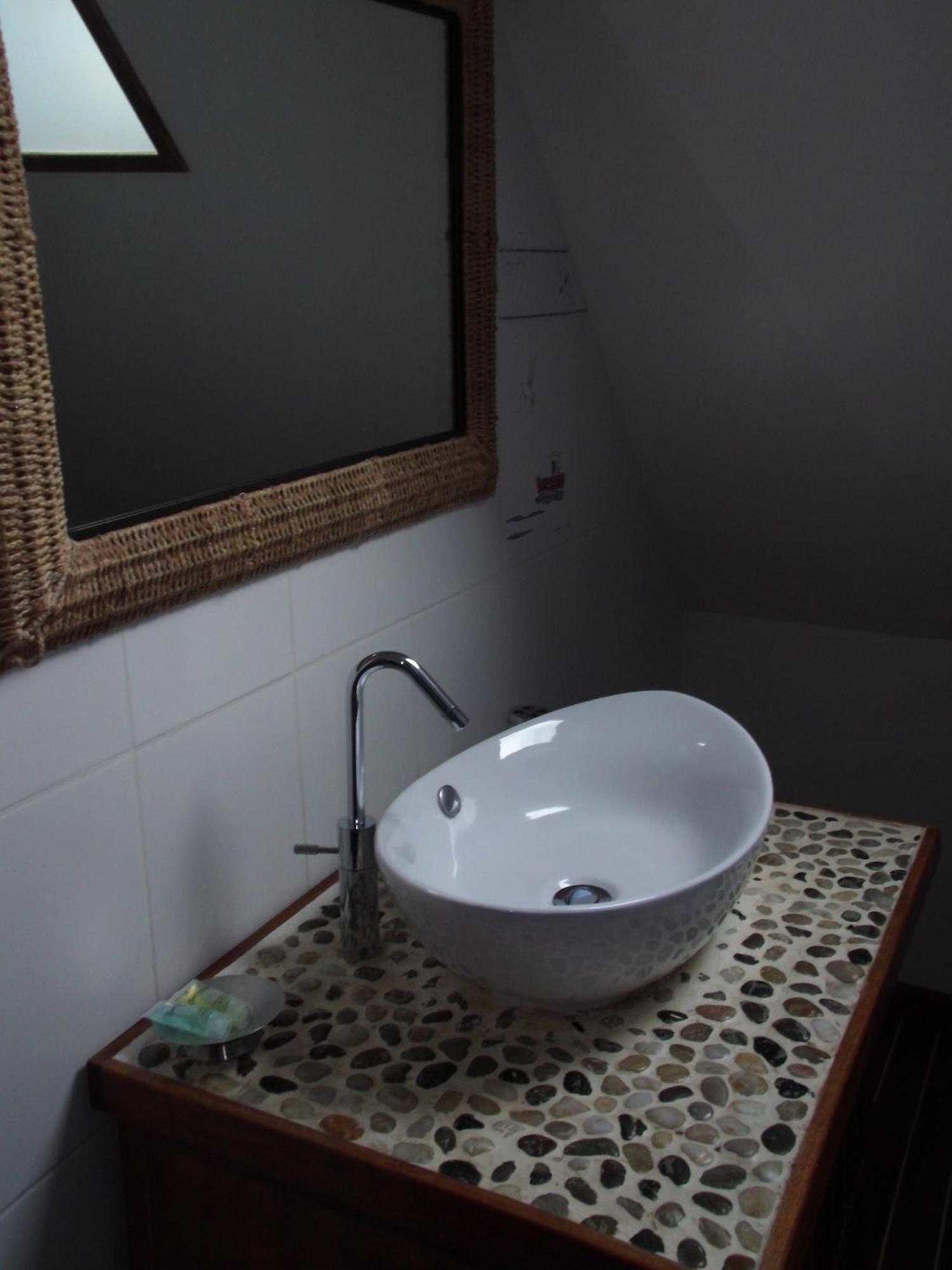 Le Clos des Tilleuls - D Day Home La Vendelée Habitación foto
